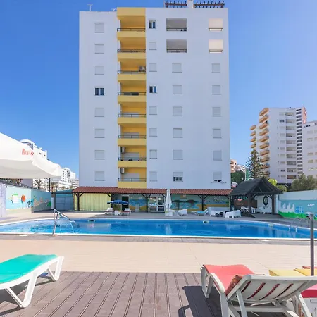 Sands Of Rocha - Silhueta Citadina ポルティマン